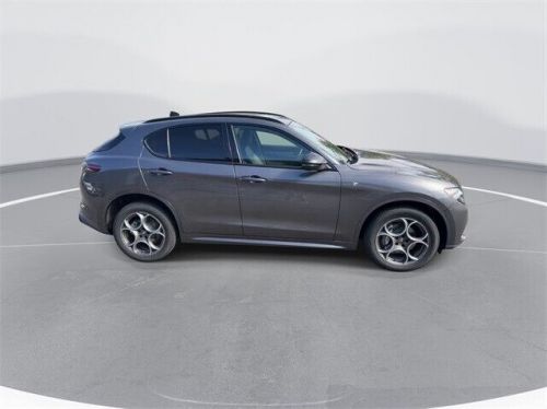 2024 alfa romeo stelvio ti