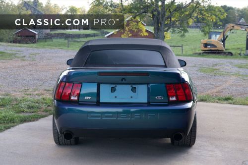 2004 ford mustang svt