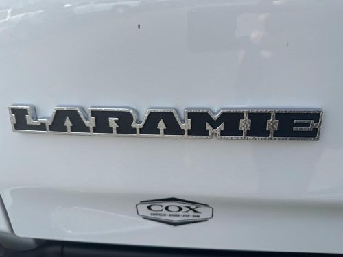 2024 ram 1500 laramie 4x4 crew cab