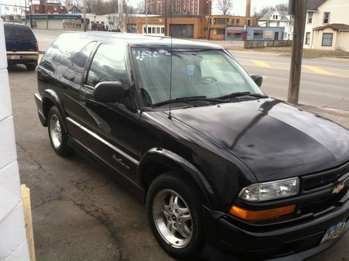 2002 chevrolet xtreme s10 2dr 86,000 miles.rare truck,