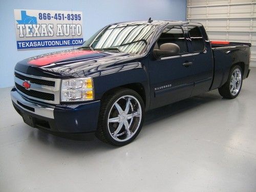 We finance!!!  2011 chevrolet silverado 1500 ls ss/t 24 rims 1 own texas auto!