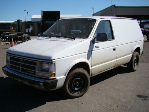 1988 dodge mini ram base van