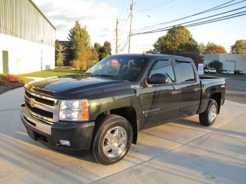 Hybrid 2 mode !4x4! luxury truck!navigation!no reserve! serviced!new tires!09