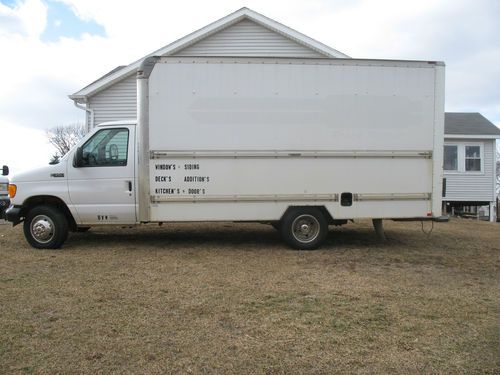 2005 ford e350 v8 cube van e-series v-8 box van work van